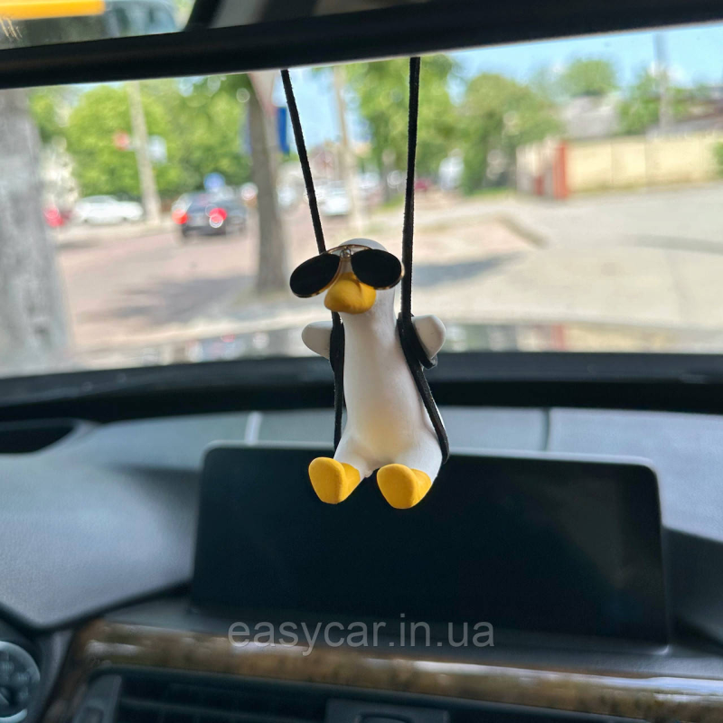 Декор в авто Гусь в окулярах Декор в авто Гусь в окулярах