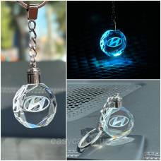 Брелок Crystal з різнокольоровою підсвіткою HYUNDAI