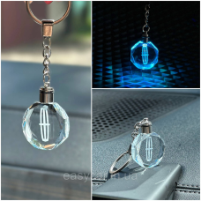 Брелок Crystal з різнокольоровою підсвіткою LINCOLN