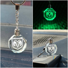 Брелок Crystal з різнокольоровою підсвіткою DODGE
