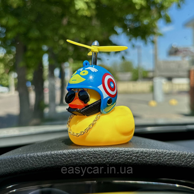 Качка декоративна Капітан Америка в шоломі